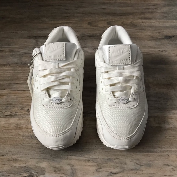 💥 SOLD ON DEPOP Nike - Air Max 90 NRG - 5 / Sail - Picture 2 of 4